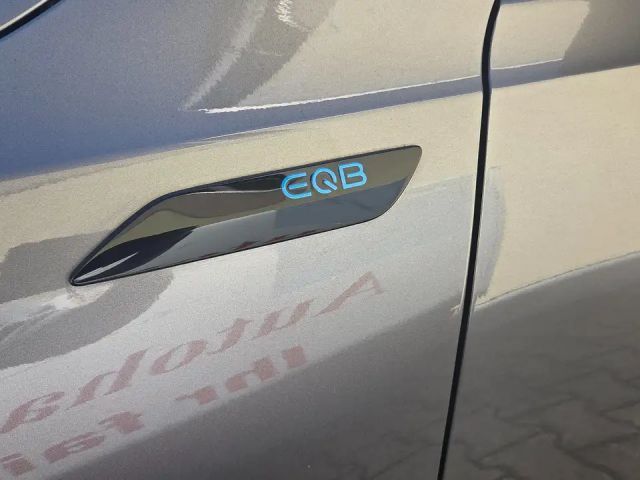 Mercedes-Benz EQB 300