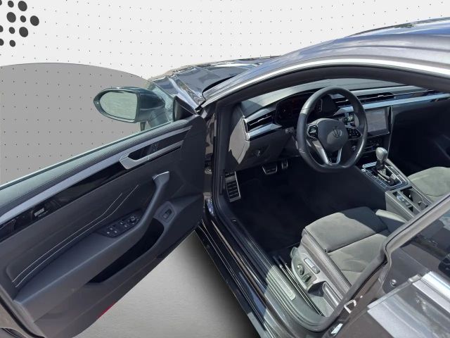 Volkswagen Arteon 2.0 TSI DSG R-Line