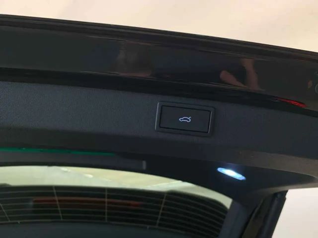 Skoda Elroq *WÄRME*MATRIX*AHK*ACC*21"*360*LODGE*HUD*