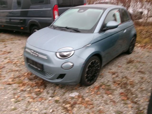 Fiat 500e Icon