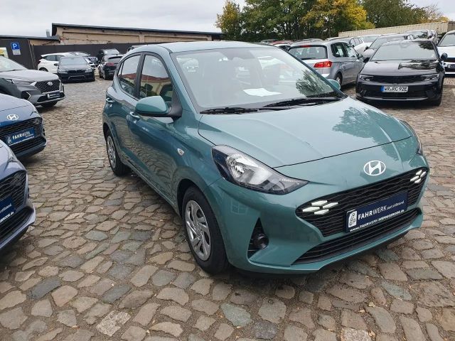 Hyundai i10 1.0