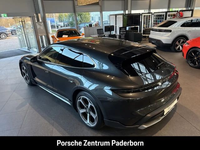 Porsche Taycan 4S Cross Turismo