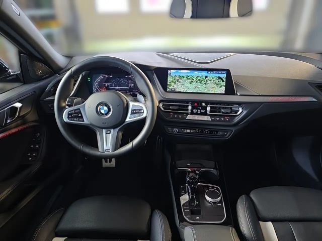 BMW 220 220i Coupé M-Sport xDrive