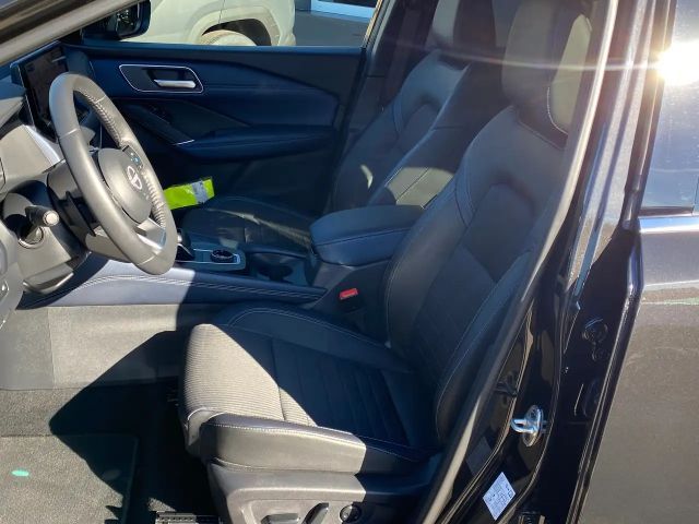 Nissan Qashqai AWD DIG-T Tekna