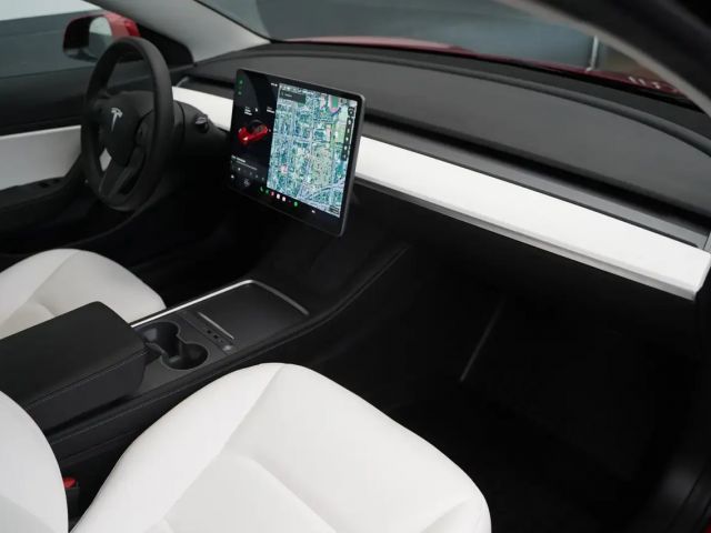 Tesla Model 3 AWD Long Range