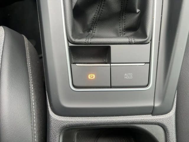 Volkswagen Golf 1.5 TSI Golf VIII