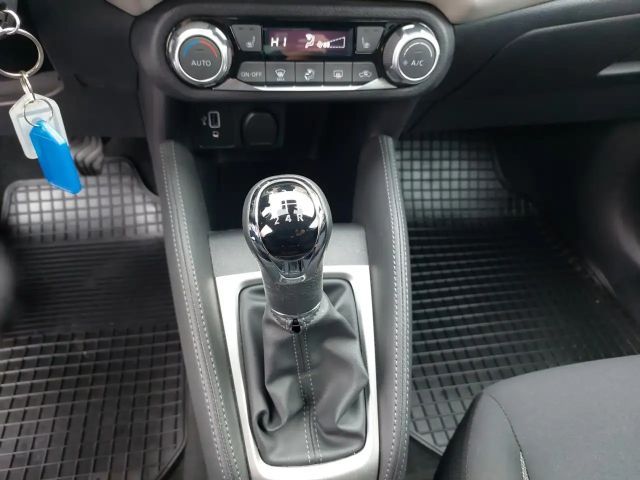 Nissan Micra Acenta IG-T