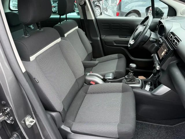 Citroën C3 Aircross 110 PDC/ Kamera/ GJR/ C-Play/ PANO