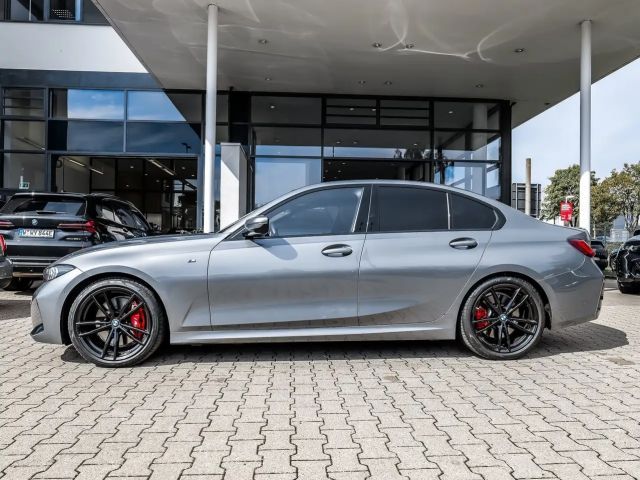 BMW 330 330i M-Sport Sedan