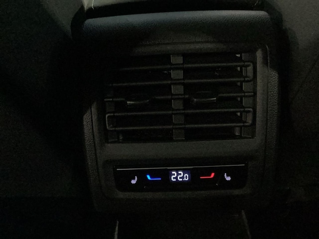 Volkswagen Golf 2.0 TDI DSG Style