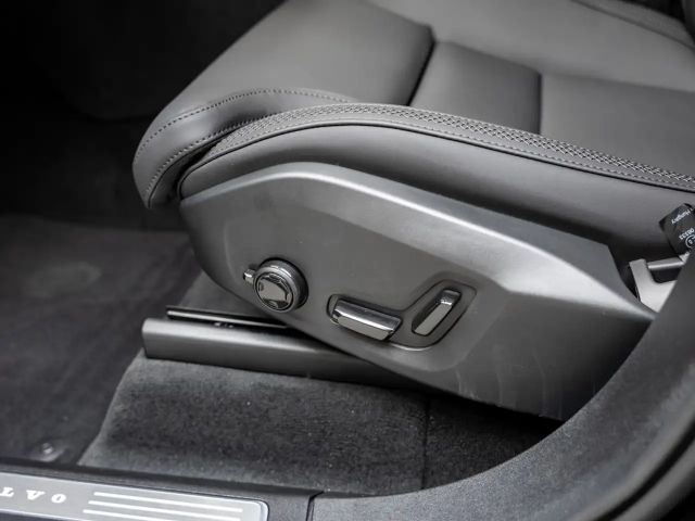 Volvo XC90 AWD Dark Plus T8