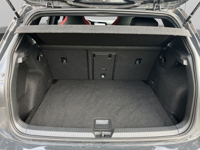 Volkswagen Golf 2.0 TSI Golf VIII