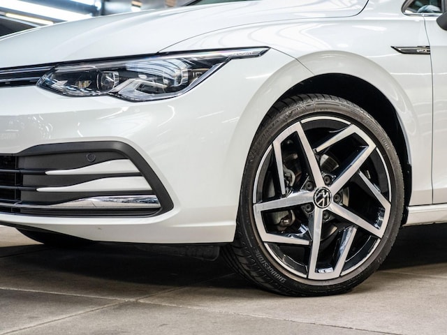 Volkswagen Golf 1.5 eTSI DSG Style