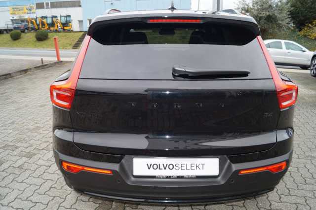 Volvo XC40 Plus
