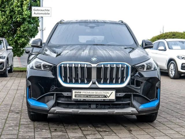 BMW iX1 xDrive30