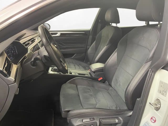 Volkswagen Arteon 2.0 TSI R-Line