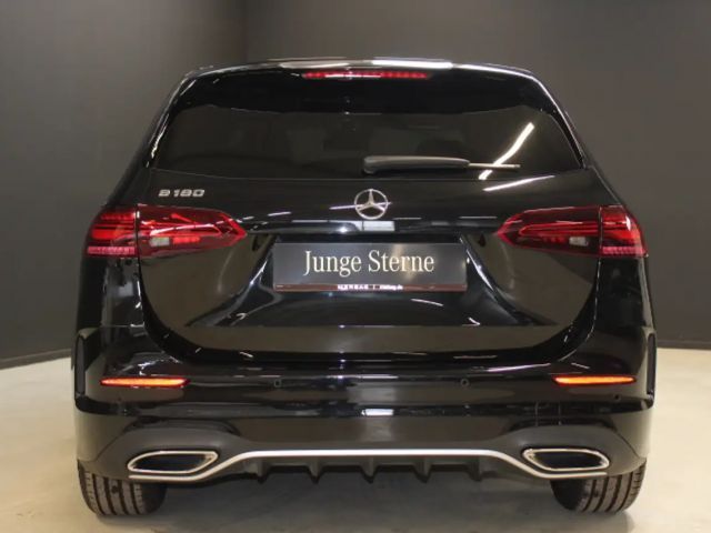 Mercedes-Benz B 180 AMG Line