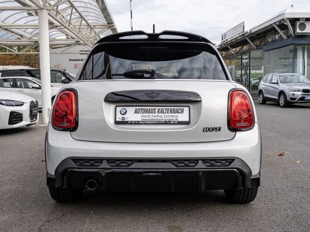 MINI Cooper JCW Trim FACEL. LED NAVI SHZ PDC KLIMA