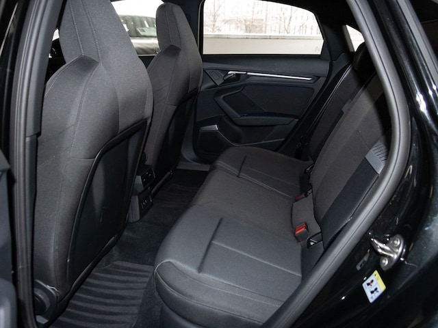 Audi A3 35 TDI S-Line S-Tronic Sedan