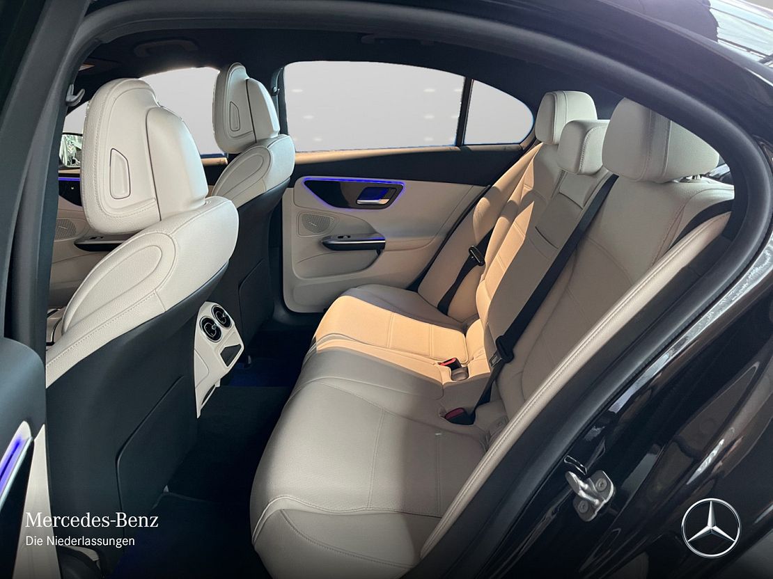 Mercedes-Benz C 180 Sedan