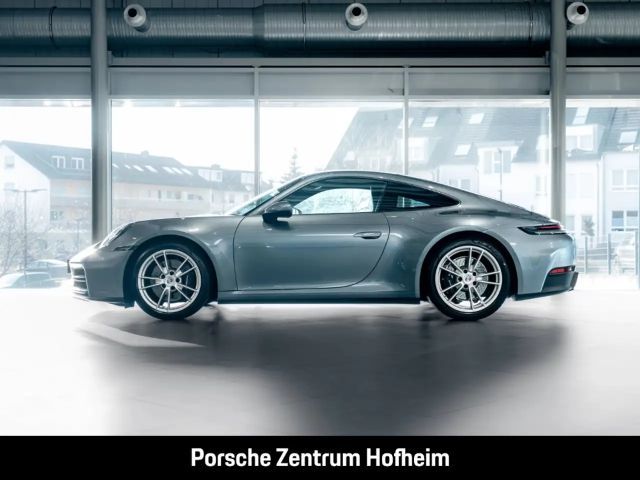 Porsche 992 Carrera Coupé