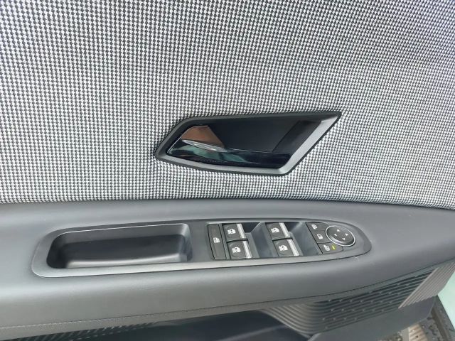 Renault 4 Comfort E-Tech Electric Iconic