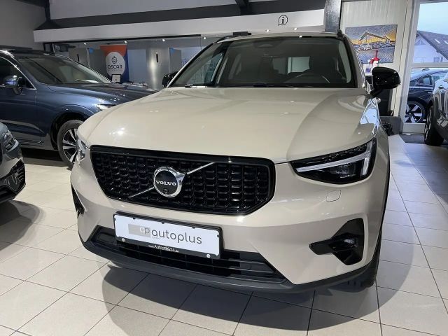 Volvo XC40 Dark Plus