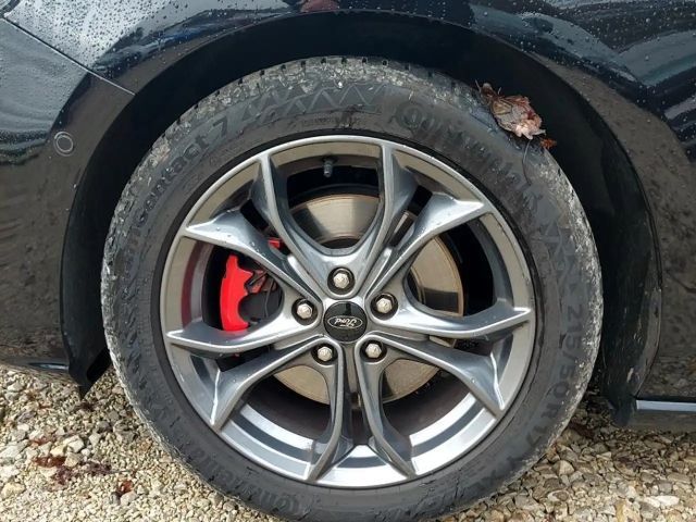 Ford Focus ST Line Wagon