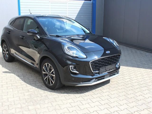 Ford Puma EcoBoost Titanium