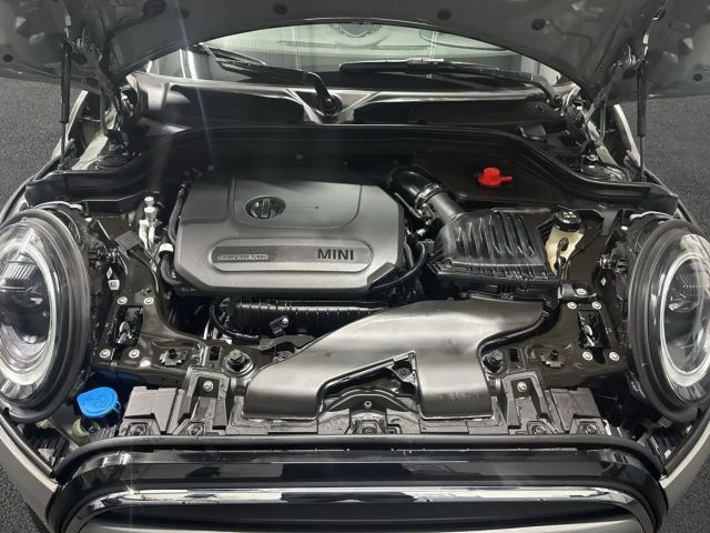 MINI Cooper Cooper Aut. Essential Trim Head-Up HiFi LED Pano