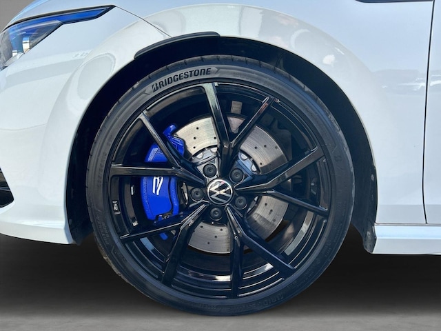 Volkswagen Golf 2.0 TSI DSG Golf VIII Plus