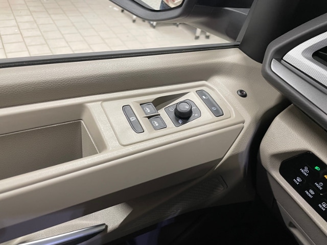 Volkswagen Multivan 2.0 TDI DSG Lang T7