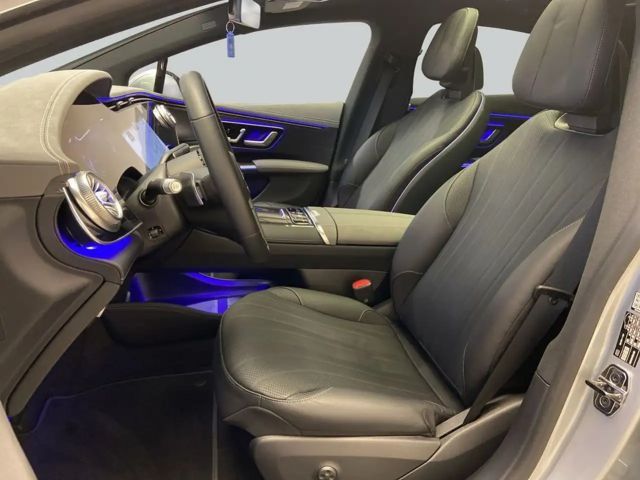 Mercedes-Benz EQS Sedan