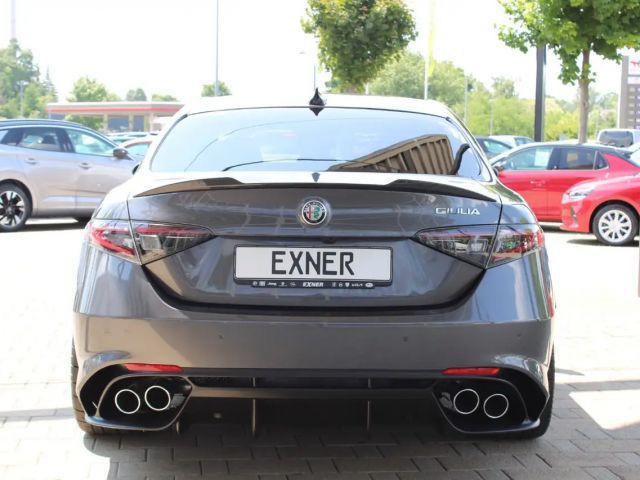 Alfa Romeo Giulia Turbo