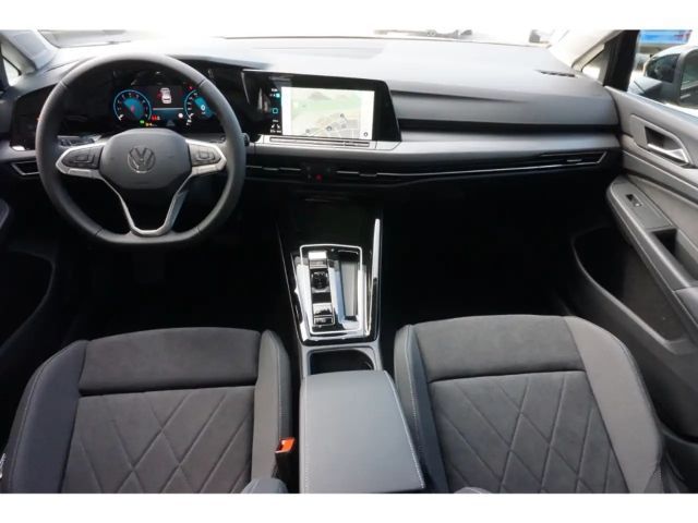 Volkswagen Golf 1.5 eTSI DSG Golf VIII Style