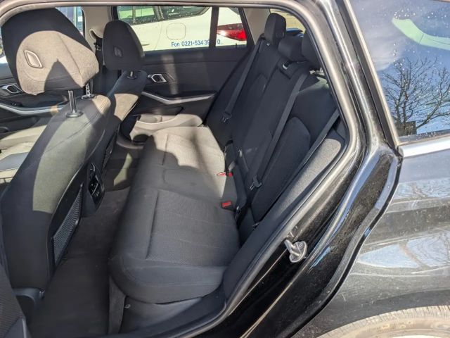 BMW 318 318d Touring