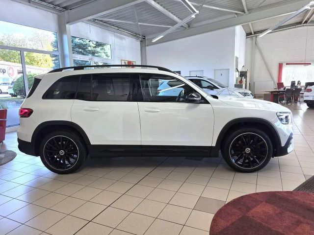 Mercedes-Benz GLB 250 AMG Line