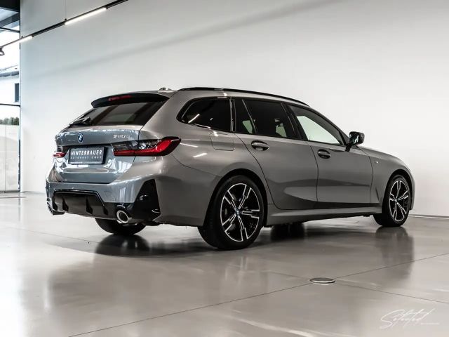 BMW 320 320e M-Sport xDrive