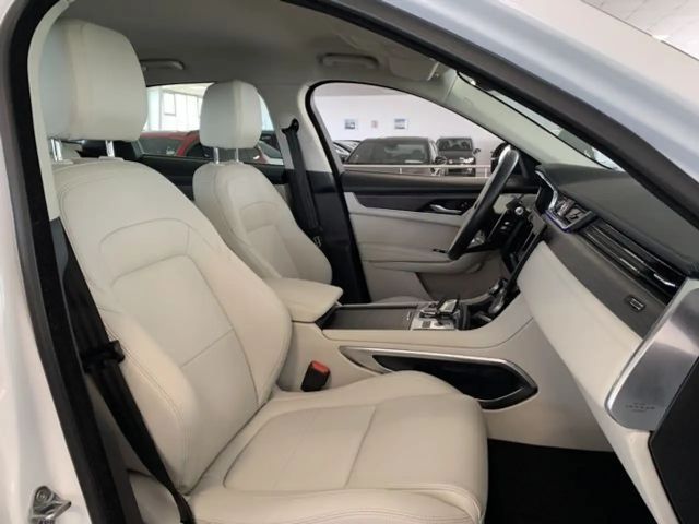 Jaguar F-Pace AWD