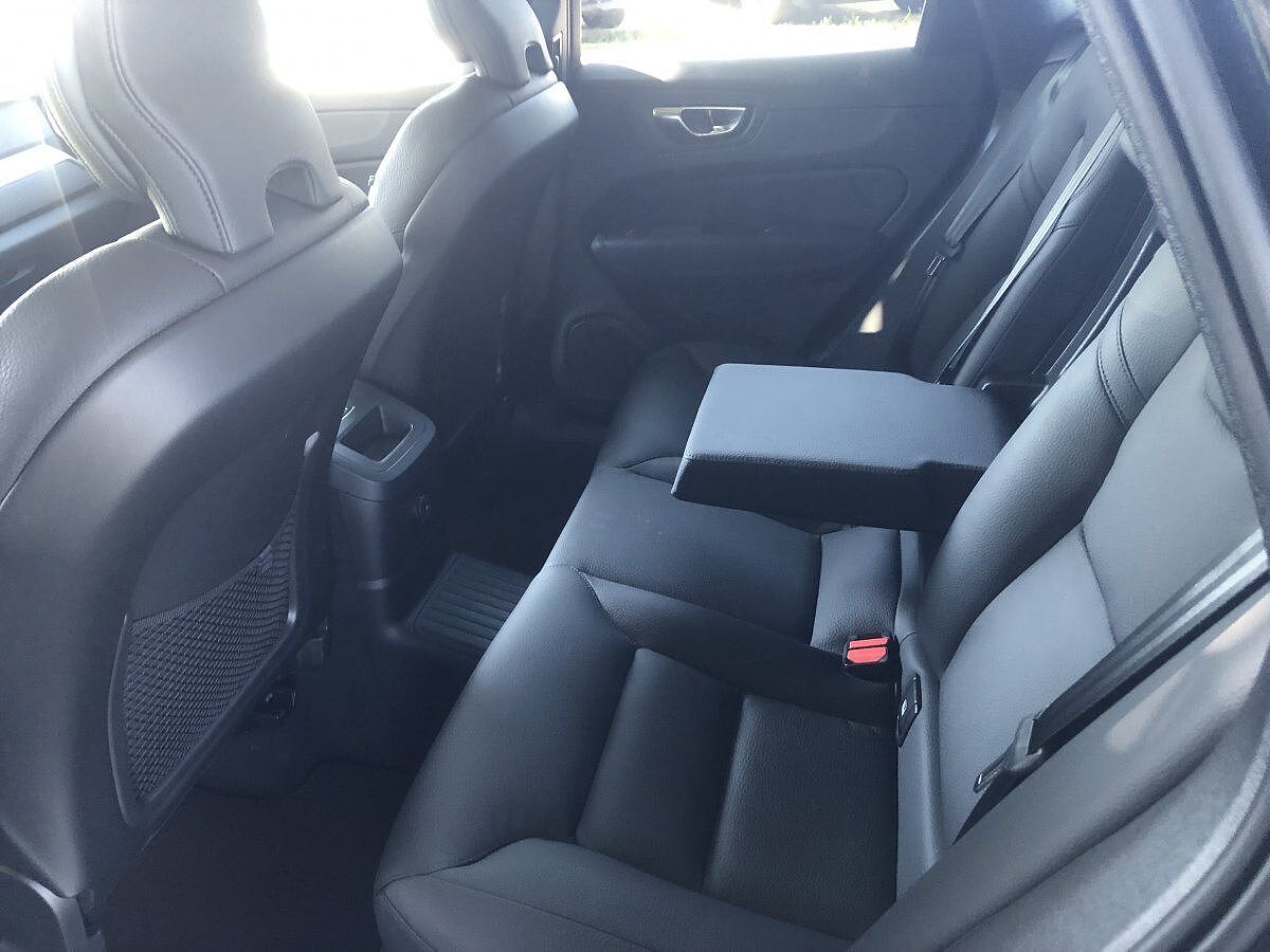 Volvo XC60 AWD Dark Plus T8