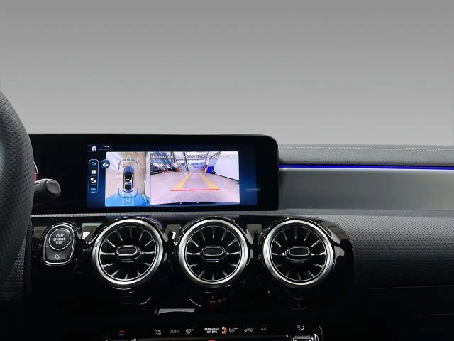 Mercedes-Benz CLA 200 AMG Line Coupé