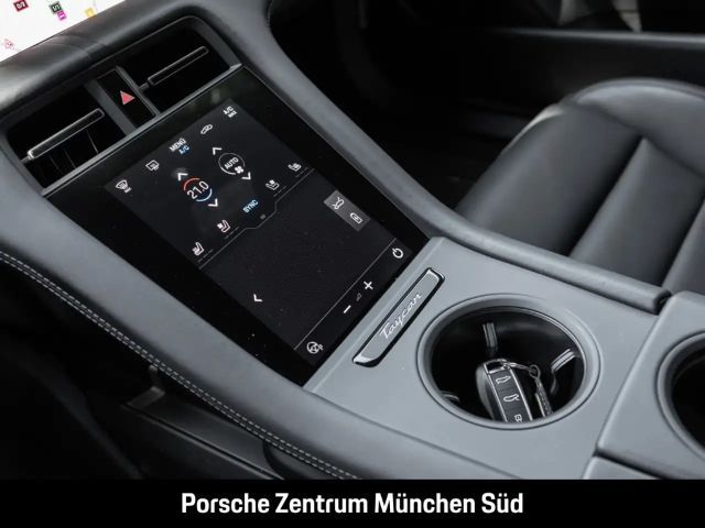 Porsche Taycan 4 Cross Turismo