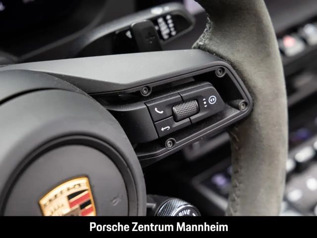 Porsche 992 Cabrio Carrera GTS