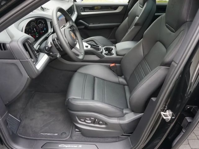 Porsche Cayenne Coupé E-Hybrid S