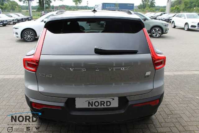 Volvo XC40 Plus