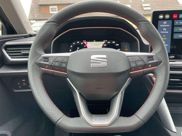 Seat Leon 1.5 eTSI FR-lijn Sportstourer