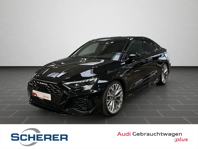 Audi RS3 Quattro S-Tronic Sedan