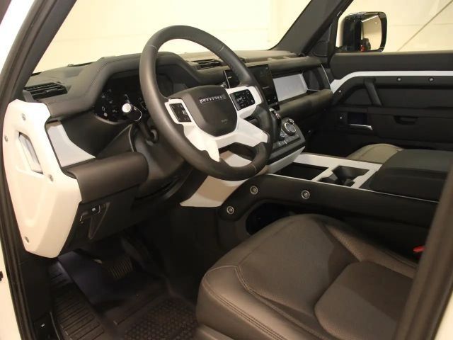 Land Rover Defender 110 D300 Dynamic SE