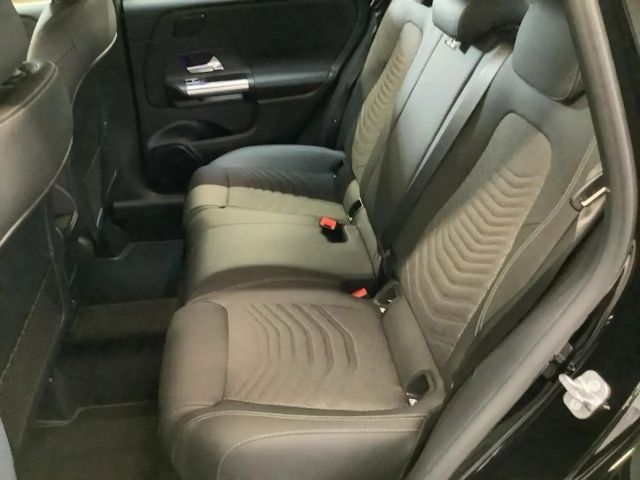 Mercedes-Benz B 220 4MATIC Progressive