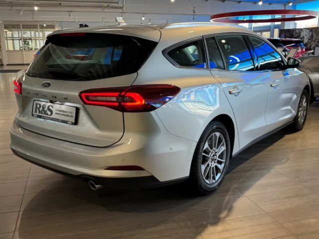 Ford Focus Titanium Wagon